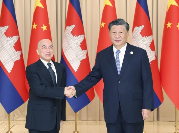 Xi Jinping et ses "amis &agrave; toute &eacute;preuve" au Cambodge