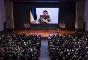Zelensky sur les lignes de front de Kharkiv