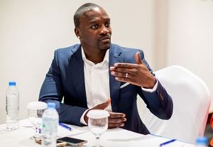 Le rappeur Akon a mobilis&eacute; un milliard de dollars pour financer des projets en Afrique