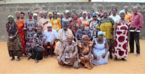 C&ocirc;te d'Ivoire : Ces braves femmes rurales transformatrices de manioc...