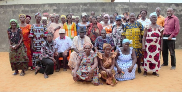 C&ocirc;te d'Ivoire : Ces braves femmes rurales transformatrices de manioc...