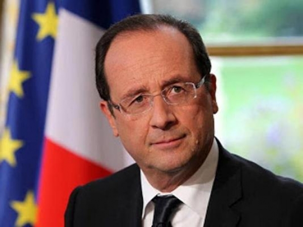 F&ecirc;te nationale en C&ocirc;te d'Ivoire: Hollande appelle les Ivoirien &agrave; "montrer au monde qu&rsquo;ils ont d&eacute;finitivement tourn&eacute; la page" de la crise